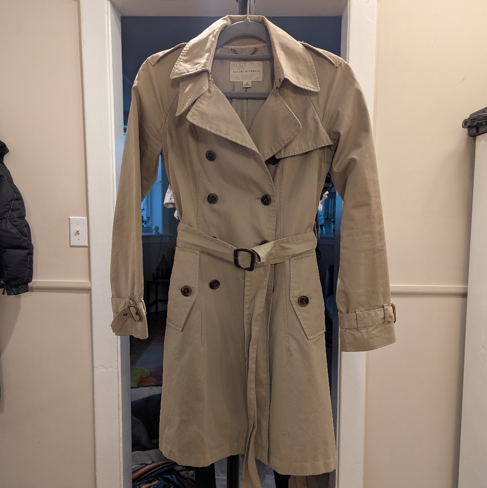 Banana Republic Trench Coat XS Beige